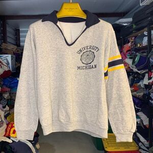 True Vtg 70s Uni of Michigan Collared Sweatshirt Size Medium Pullover Sweater